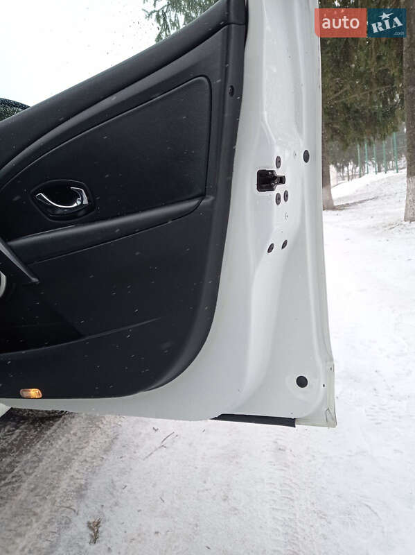 Универсал Renault Megane 2012 в Львове фото 22 Универсал Renault Megane 2012 в Львове