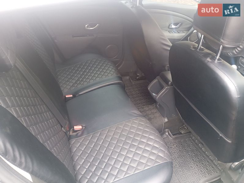 Хэтчбек Renault Megane 2010 в Кривом Роге