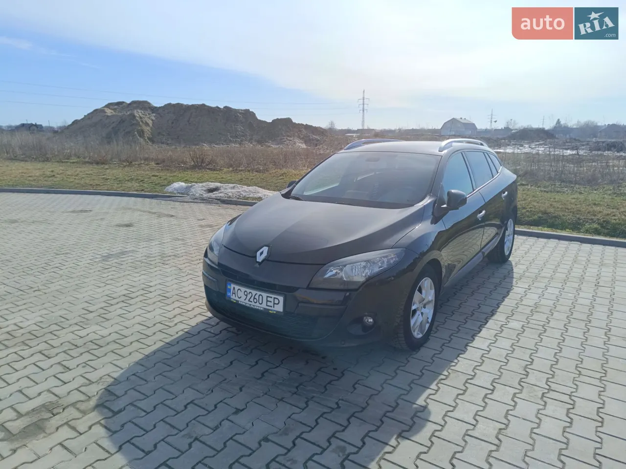 2010 Renault Megane - мініатюра 11