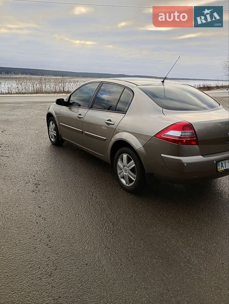 Седан Renault Megane 2009 в Вышгороде