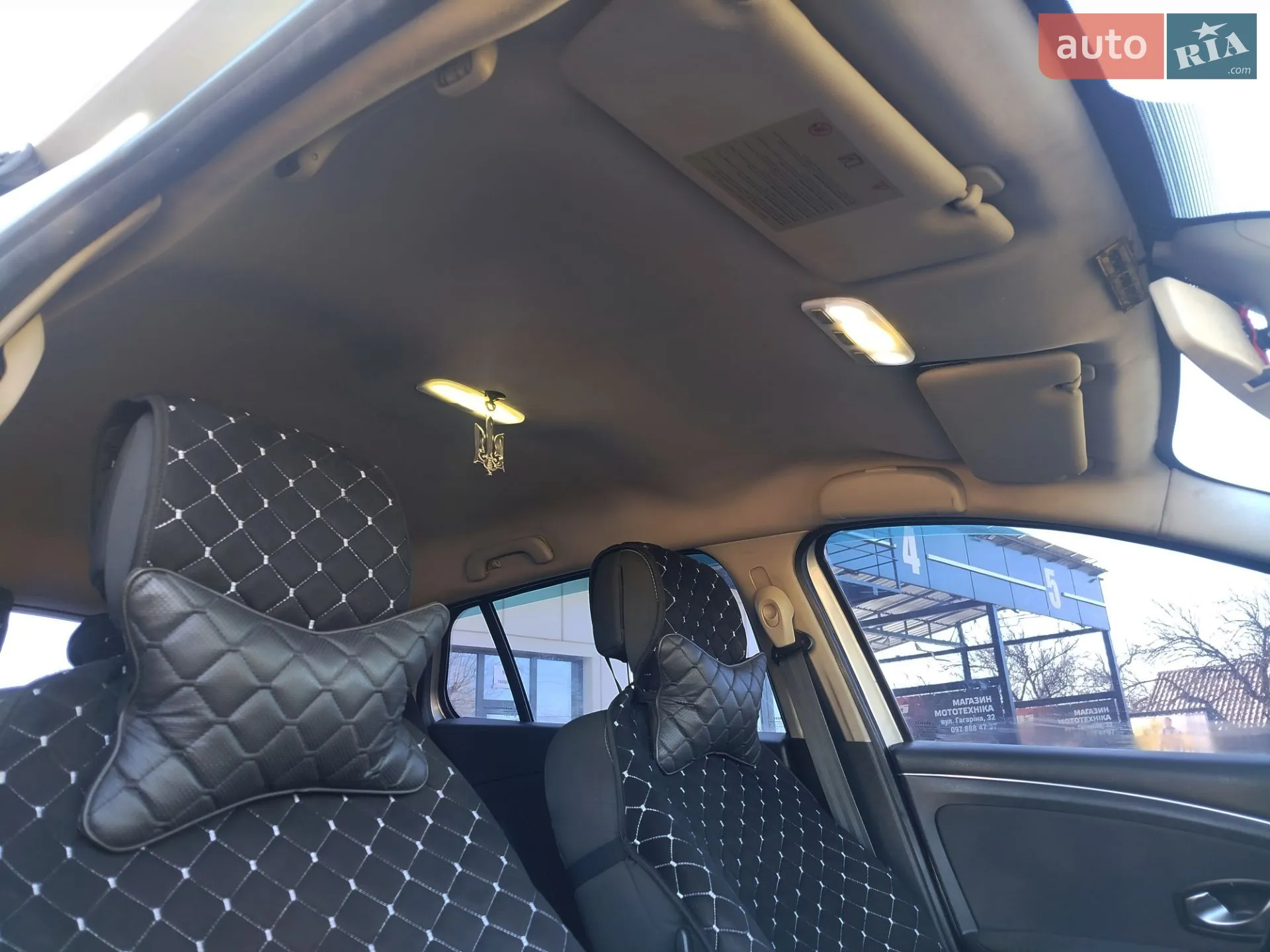 2011 Renault Megane - мініатюра 37