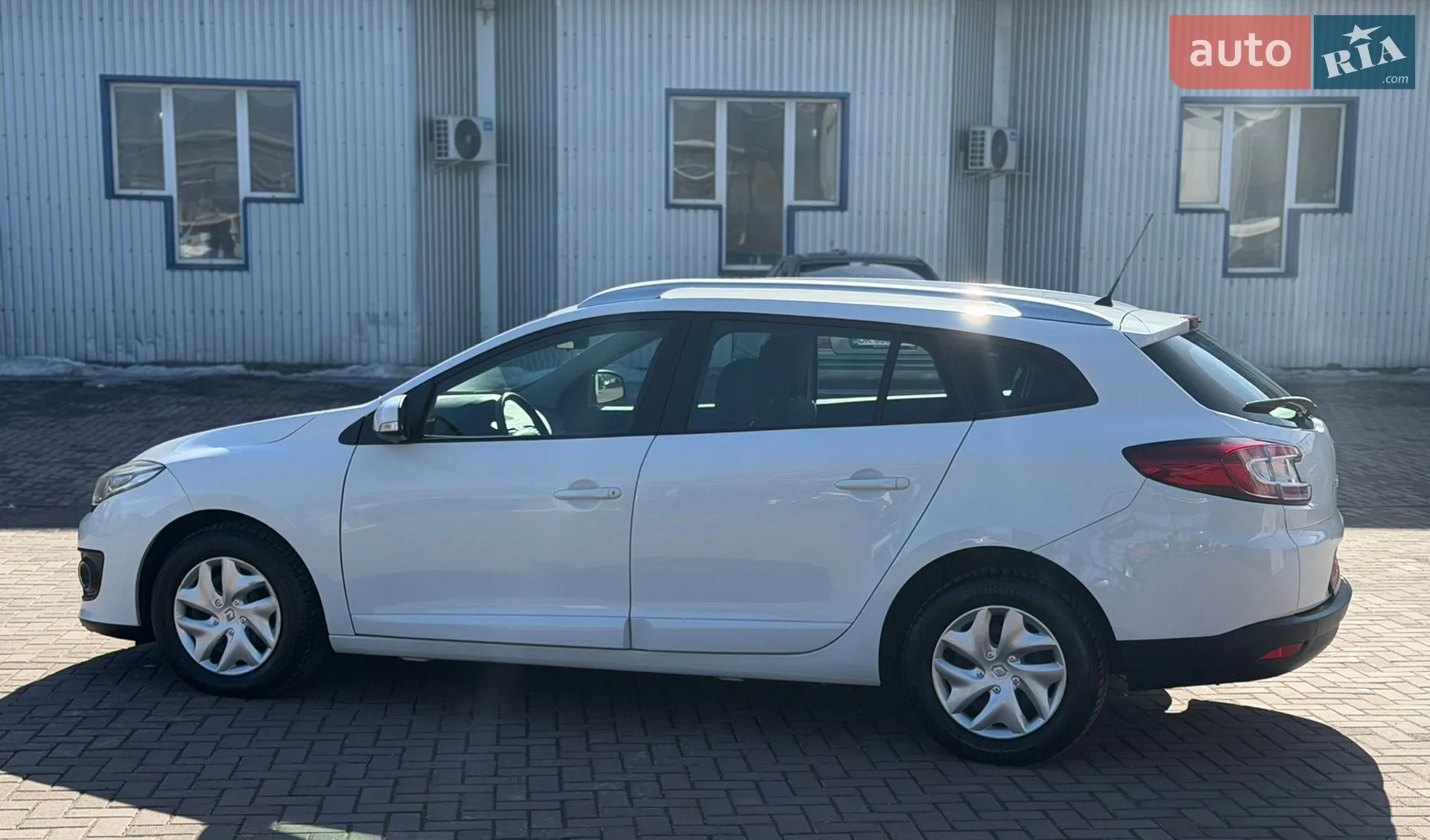 2014 Renault Megane - мініатюра 8