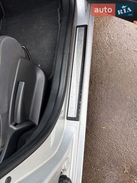 Хэтчбек Renault Megane 2009 в Турбовом