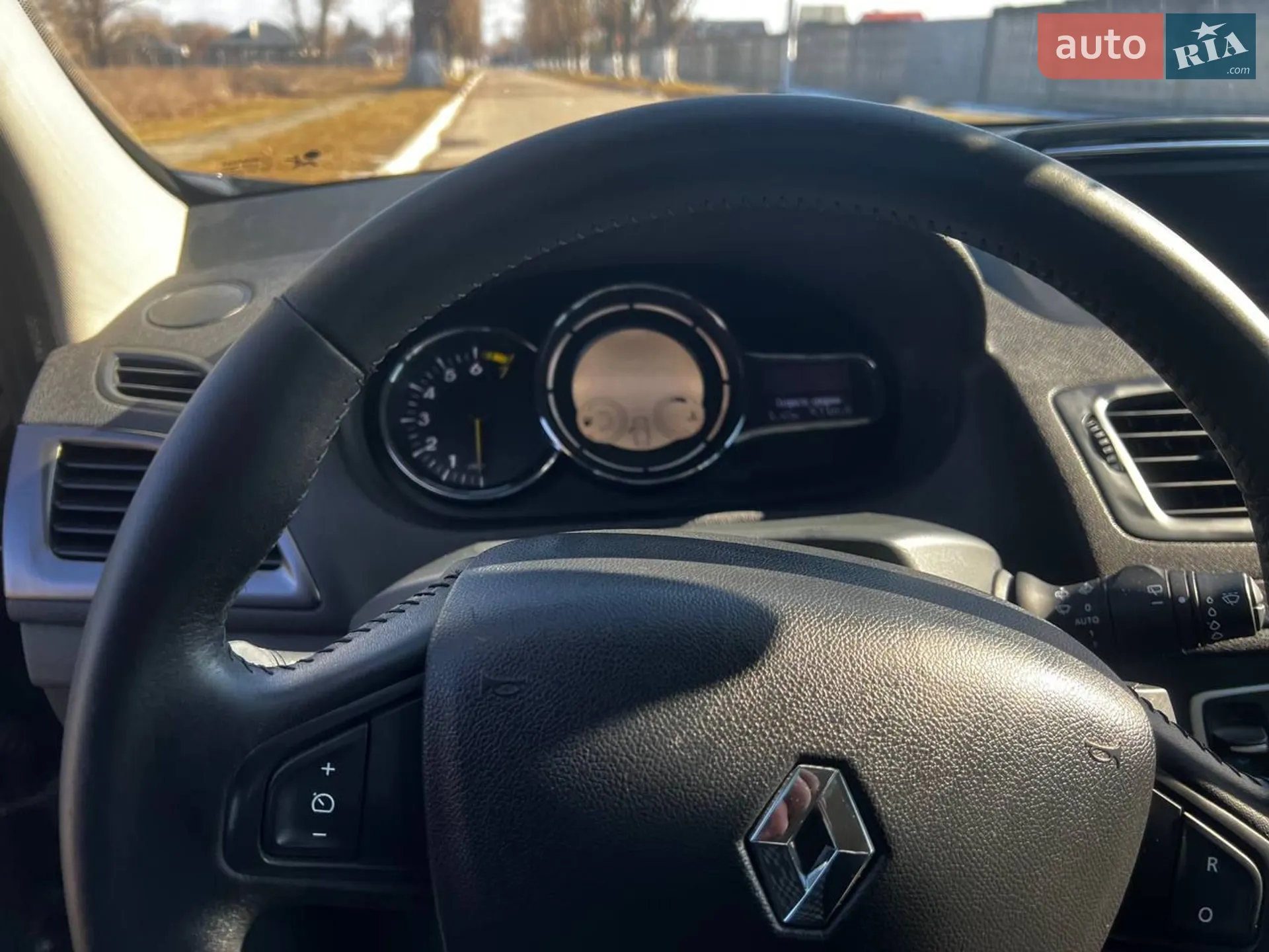 2012 Renault Megane - мініатюра 18