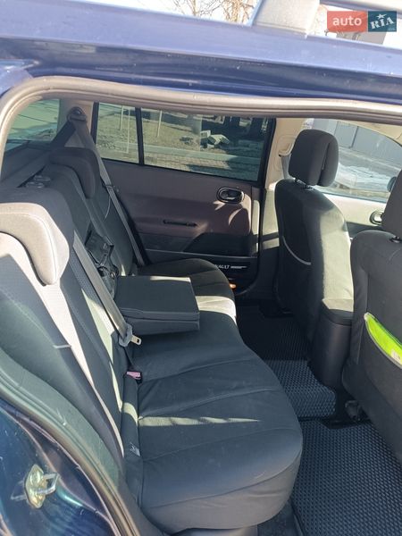 Универсал Renault Megane 2004 в Золочеве