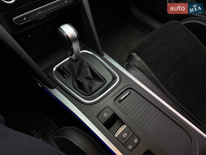 Седан Renault Megane 2018 в Дніпрі