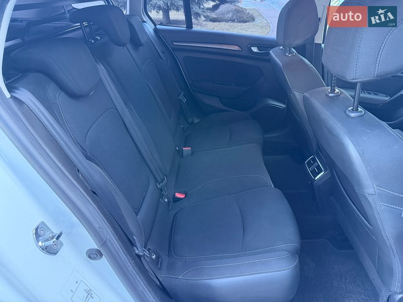 Универсал Renault Megane 2021 в Киеве