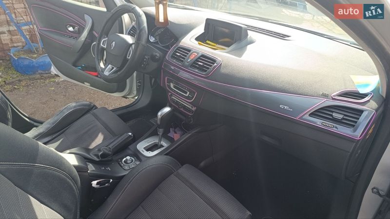 Универсал Renault Megane 2011 в Гайсине