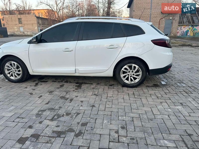 Универсал Renault Megane 2015 в Кривом Роге фото 6 Универсал Renault Megane 2015 в Кривом Роге
