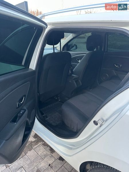 Универсал Renault Megane 2015 в Кривом Роге фото 27 Универсал Renault Megane 2015 в Кривом Роге