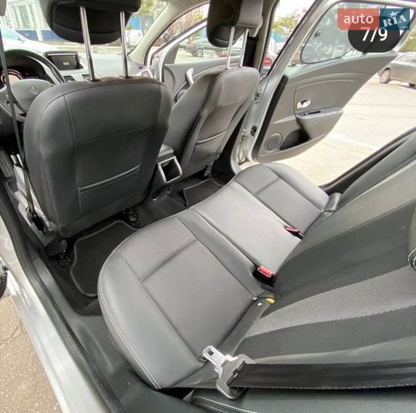 Универсал Renault Megane 2015 в Ужгороде