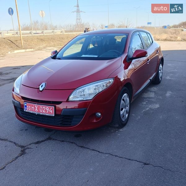 Хэтчбек Renault Megane 2009 в Хороле
