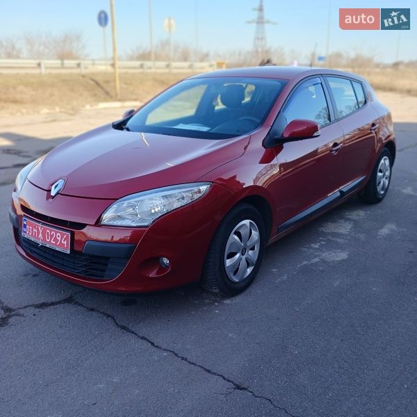Хэтчбек Renault Megane 2009 в Хороле