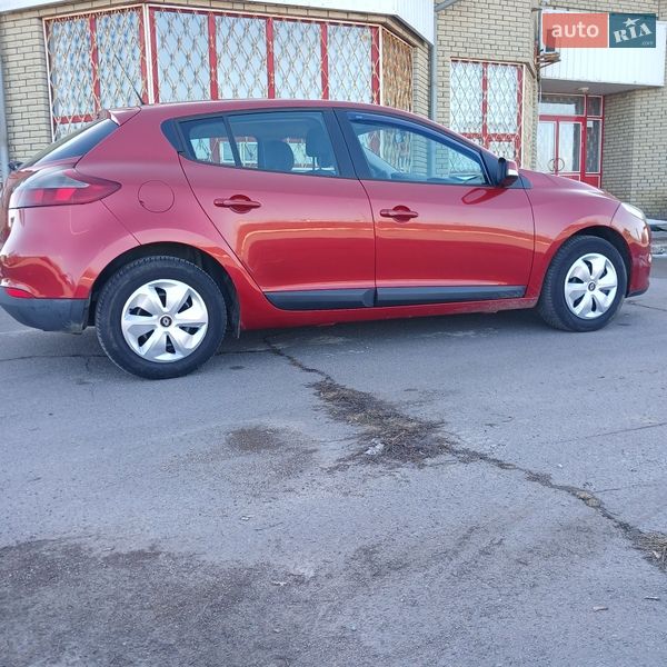 Хэтчбек Renault Megane 2009 в Хороле