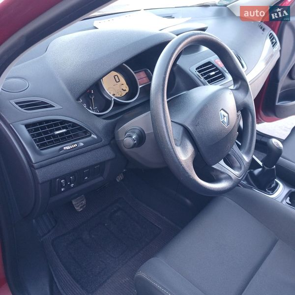 Хэтчбек Renault Megane 2009 в Хороле