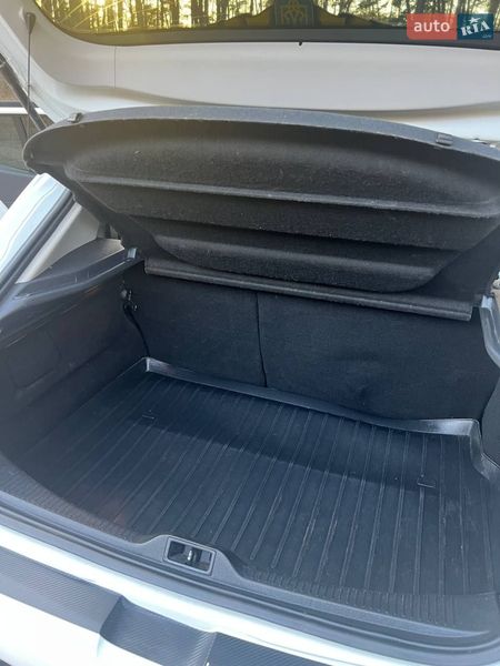 Хэтчбек Renault Megane 2012 в Великих Мостах