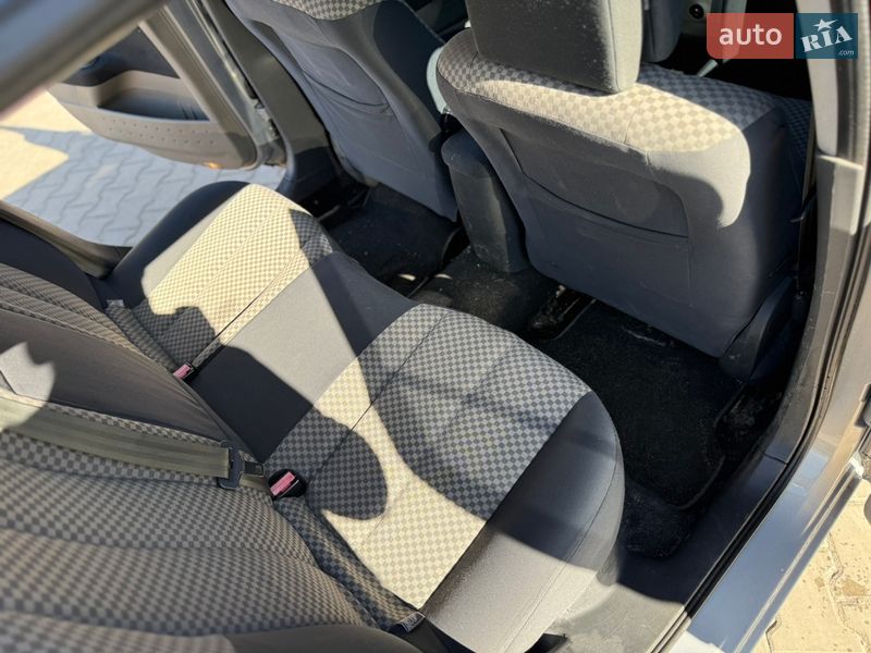 Хэтчбек Renault Megane 2005 в Киеве