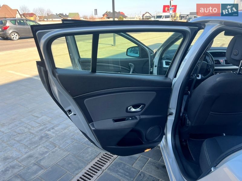 Хэтчбек Renault Megane 2010 в Луцке