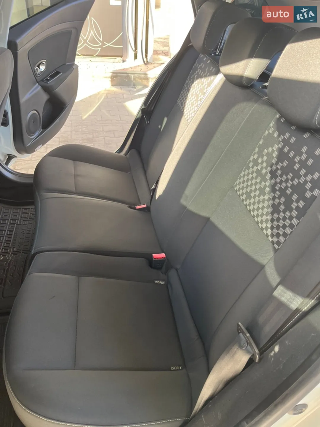 2012 Renault Megane - мініатюра 35