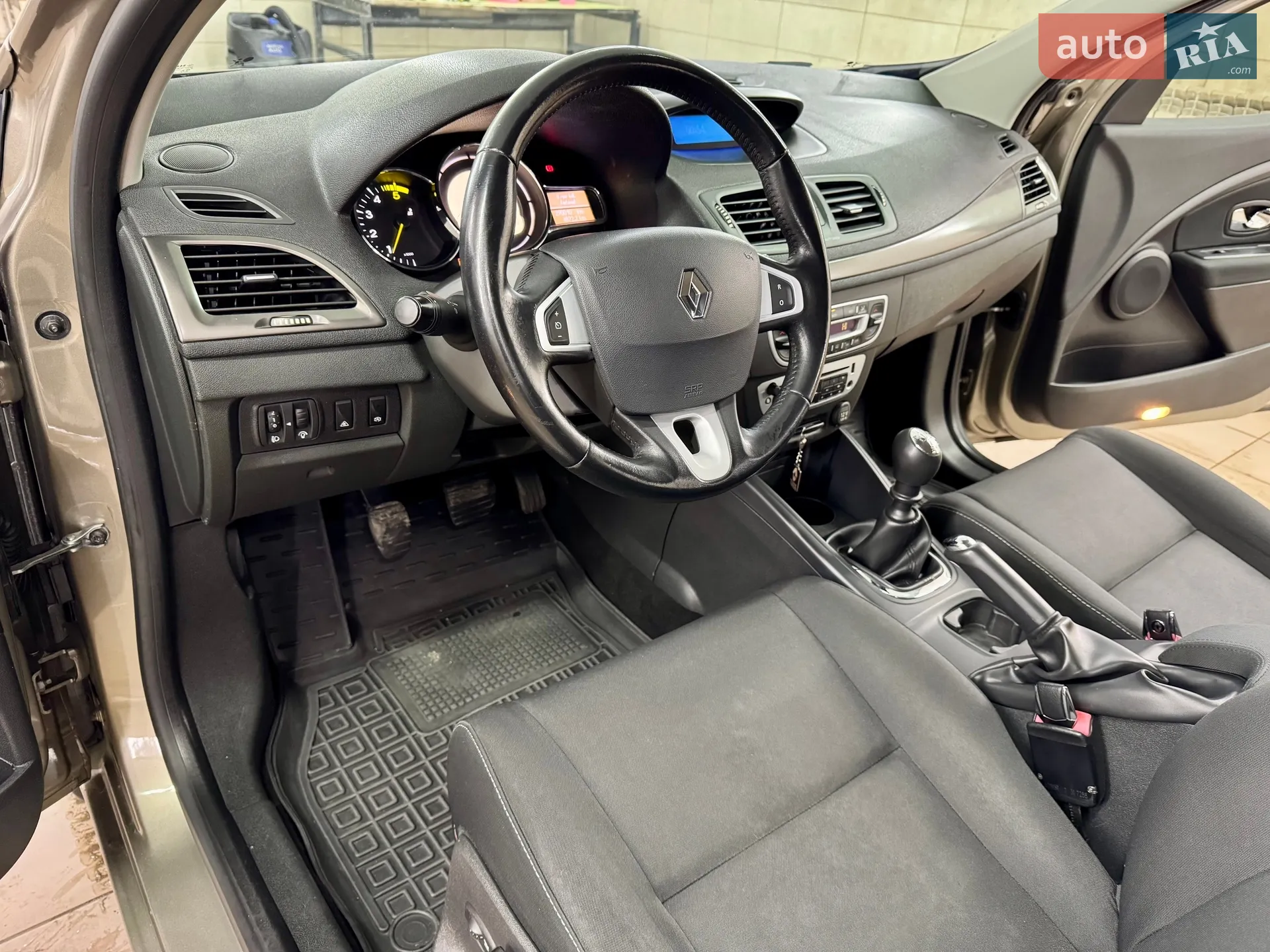 2012 Renault Megane - мініатюра 26