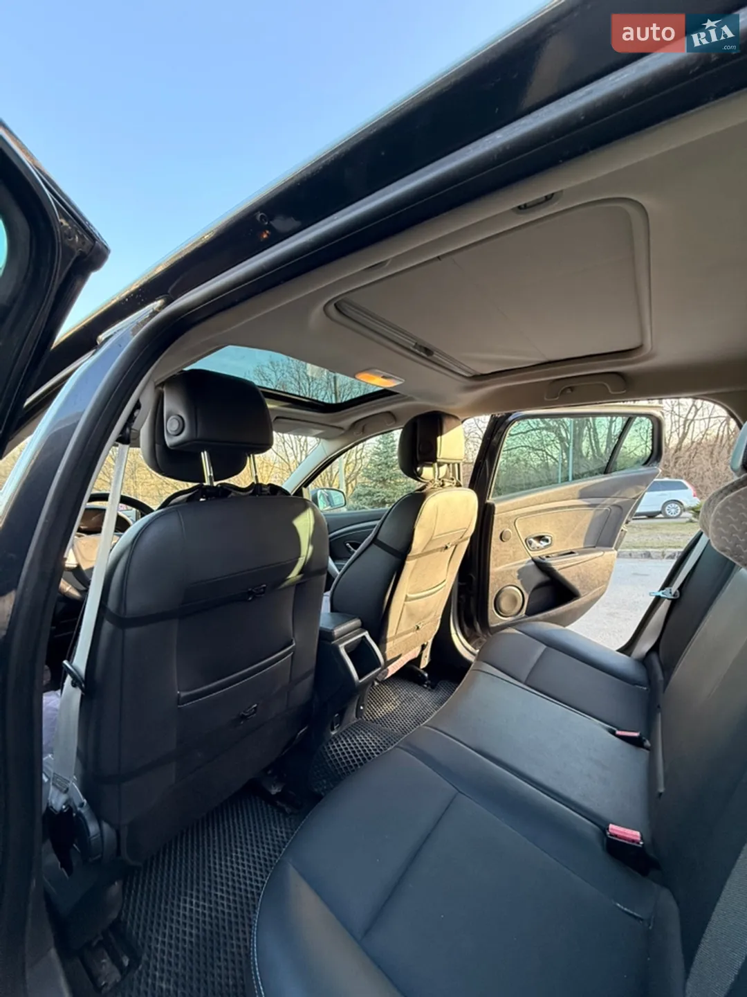 2012 Renault Megane - мініатюра 11