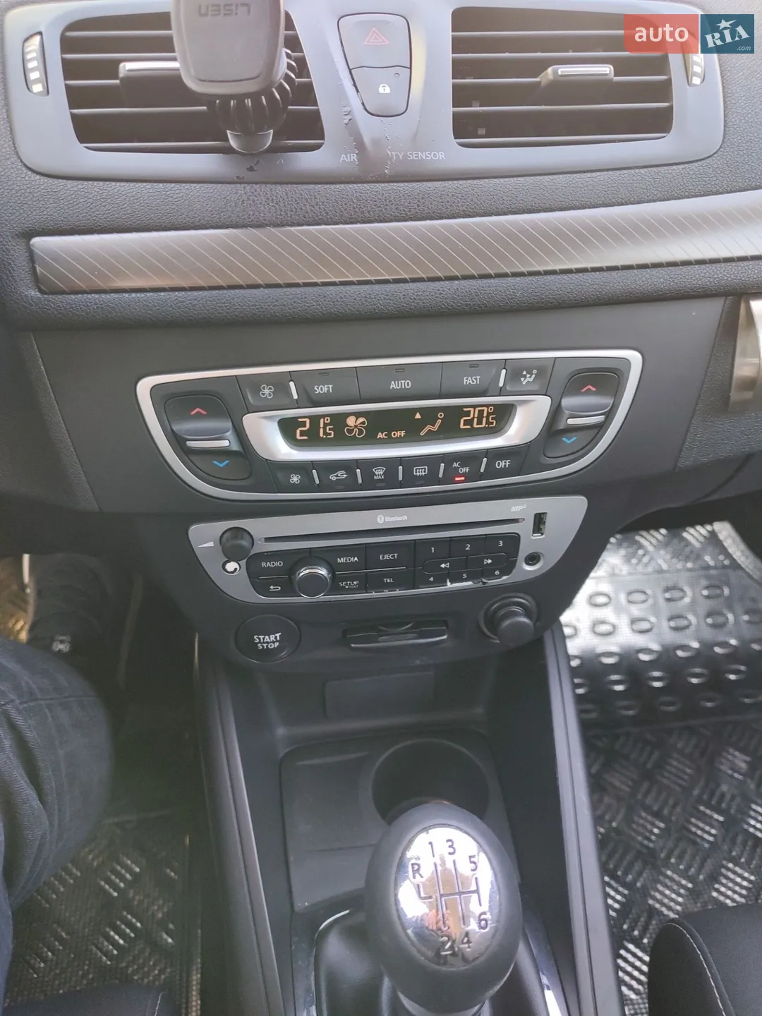 2012 Renault Megane - мініатюра 25