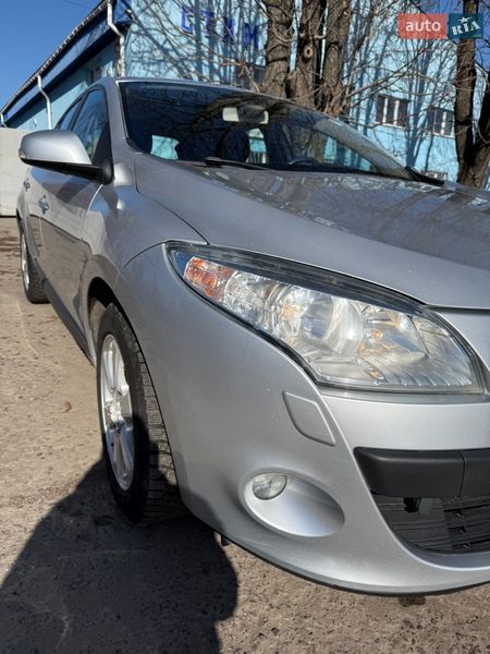 Хэтчбек Renault Megane 2011 в Киеве