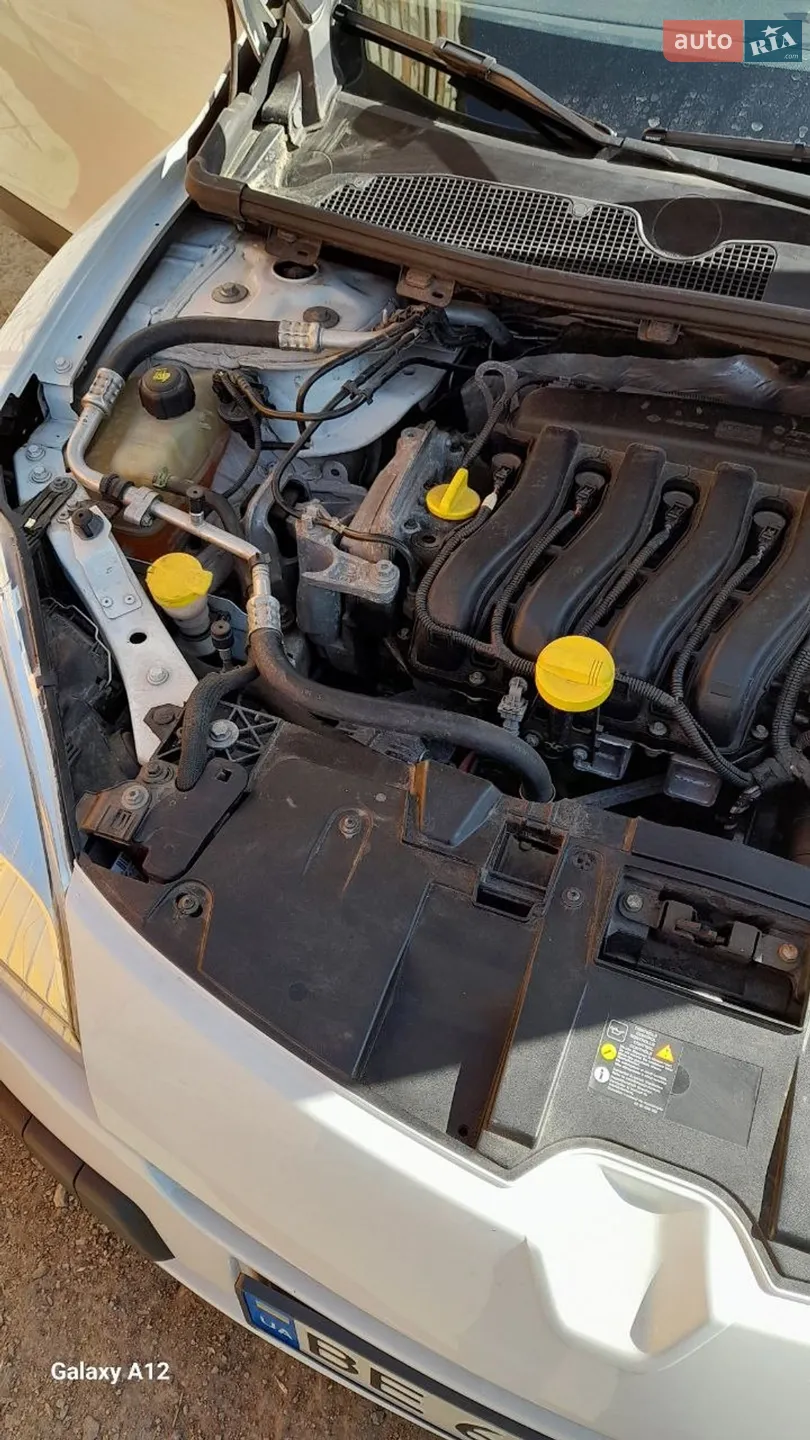 2010 Renault Megane - мініатюра 19