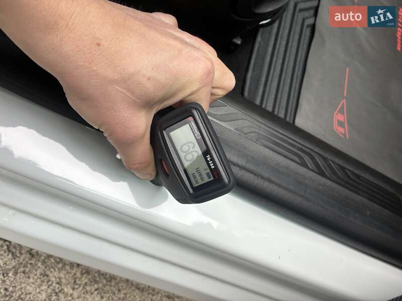 Универсал Renault Megane 2021 в Киеве фото 125 Универсал Renault Megane 2021 в Киеве