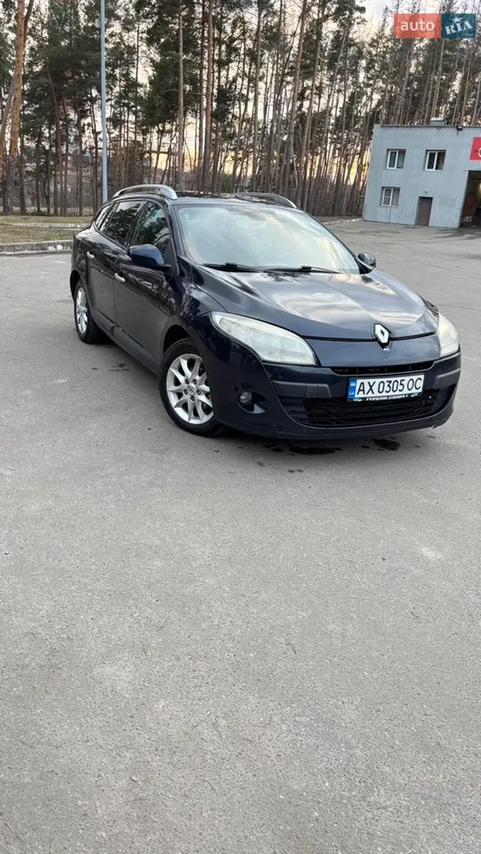 2010 Renault Megane - мініатюра 11