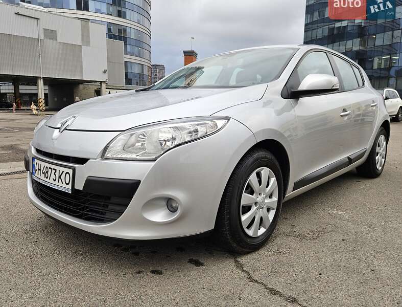 Хэтчбек Renault Megane 2010 в Днепре