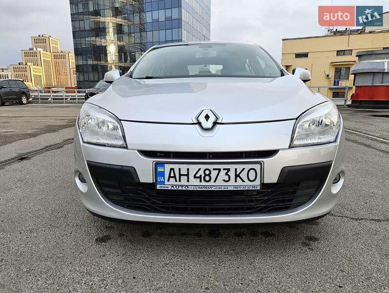 Хэтчбек Renault Megane 2010 в Днепре