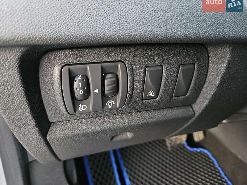 Хэтчбек Renault Megane 2010 в Днепре