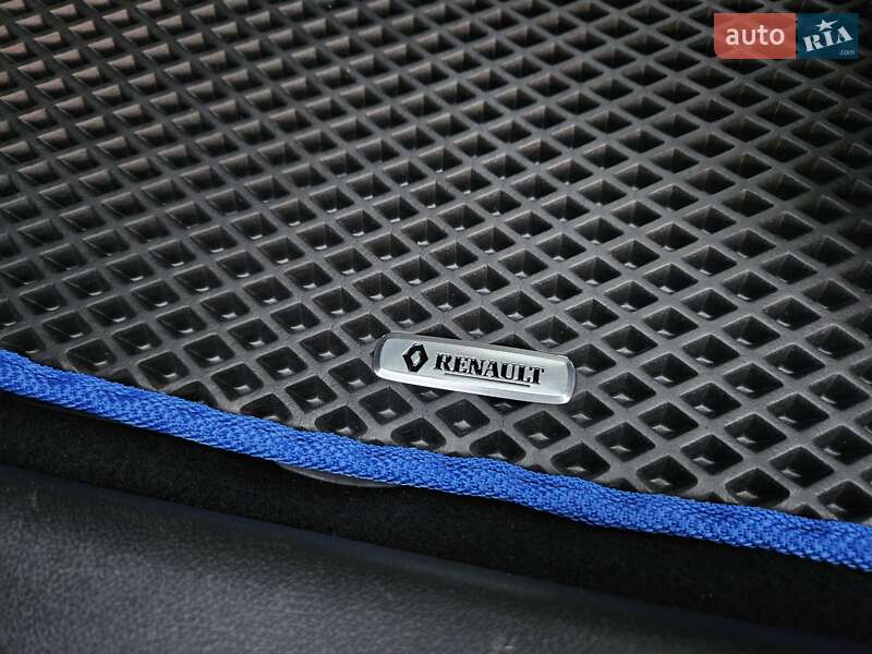 Хэтчбек Renault Megane 2010 в Днепре