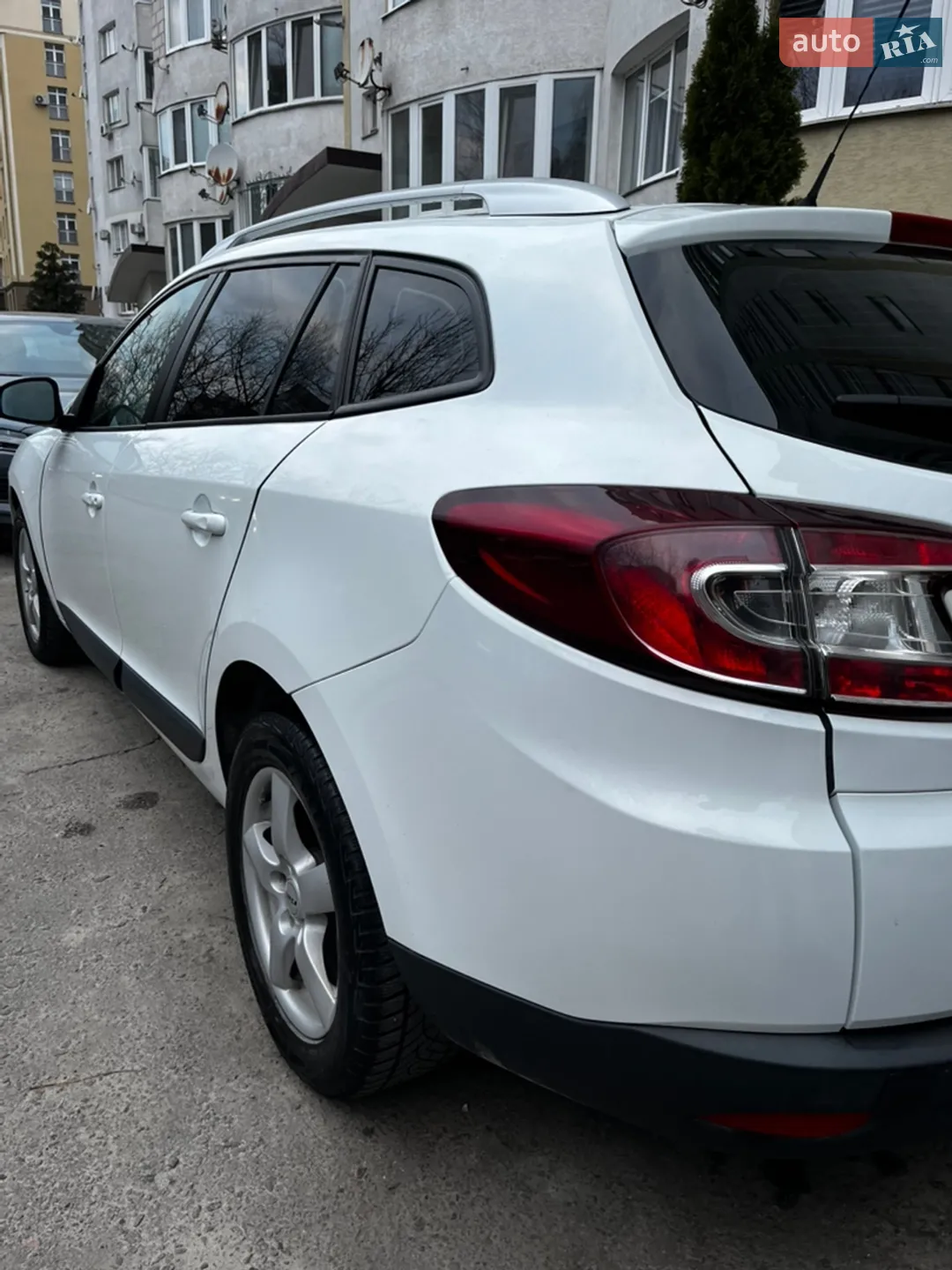 2010 Renault Megane - мініатюра 17