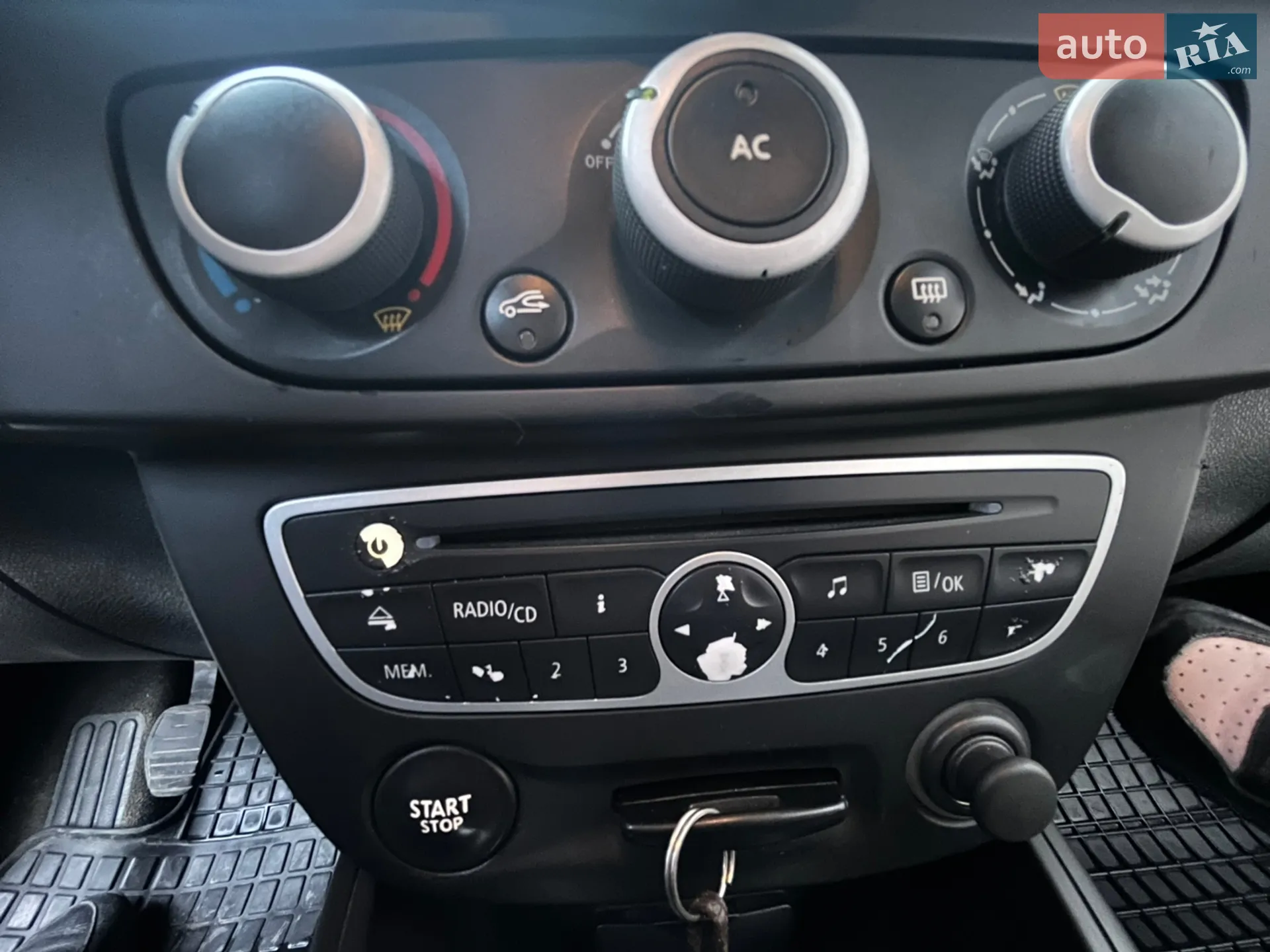 2010 Renault Megane - мініатюра 60