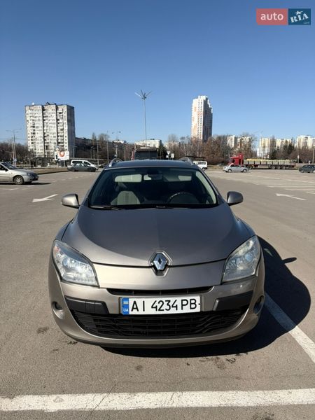 Универсал Renault Megane 2010 в Киеве