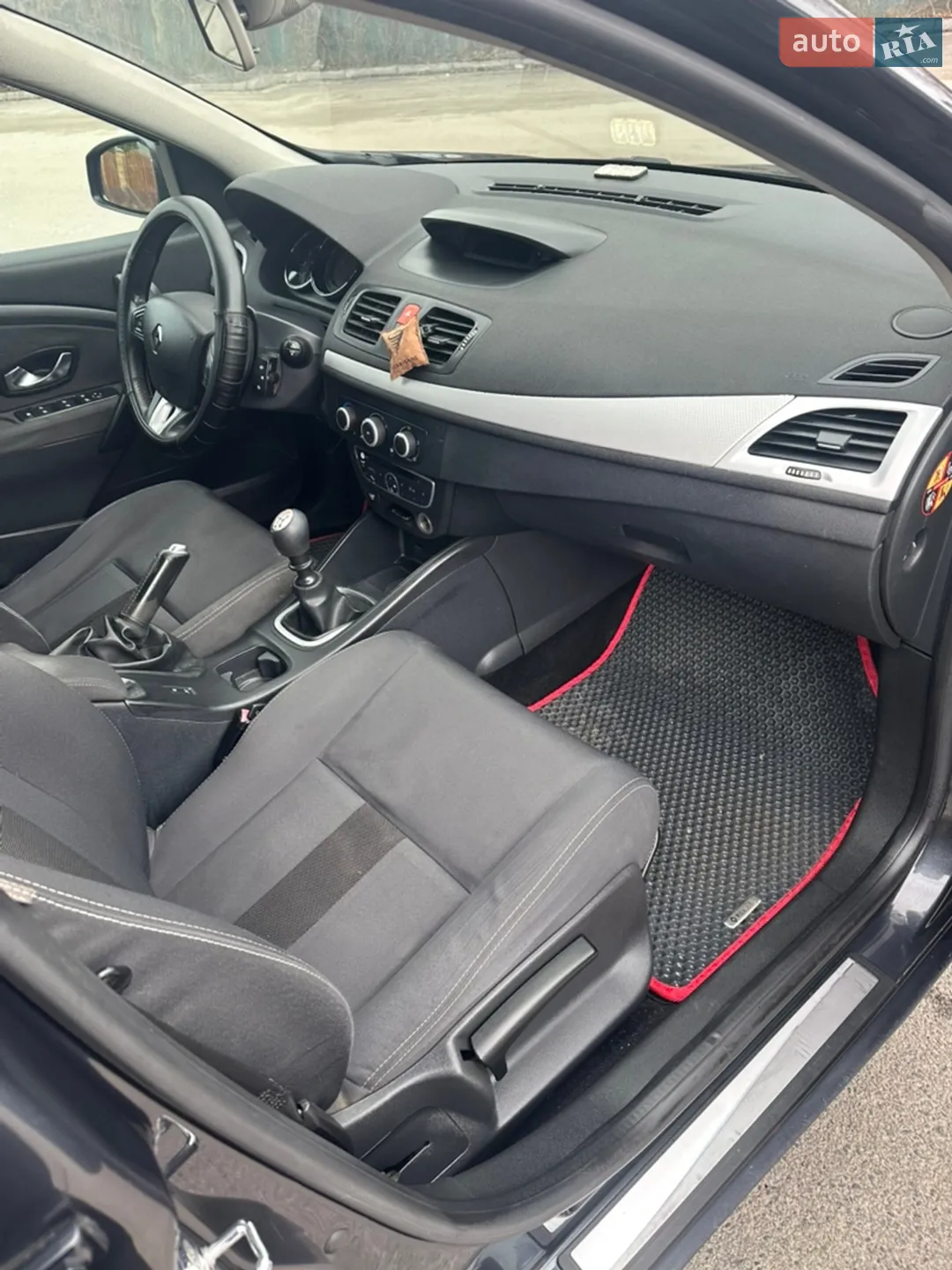 2010 Renault Megane - мініатюра 22