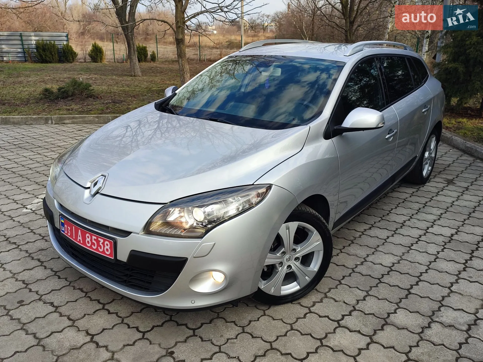 2010 Renault Megane - мініатюра 14