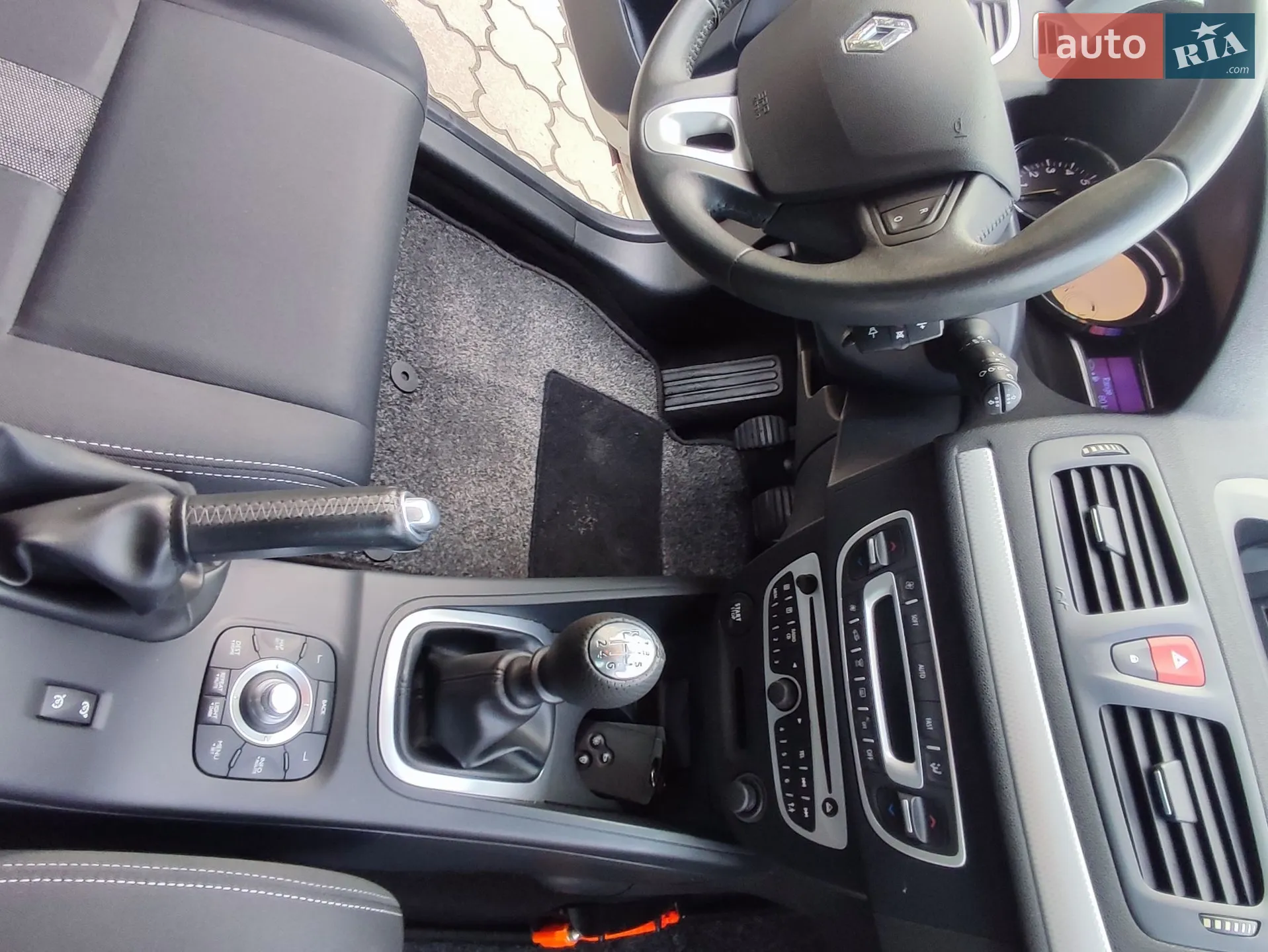 2010 Renault Megane - мініатюра 43
