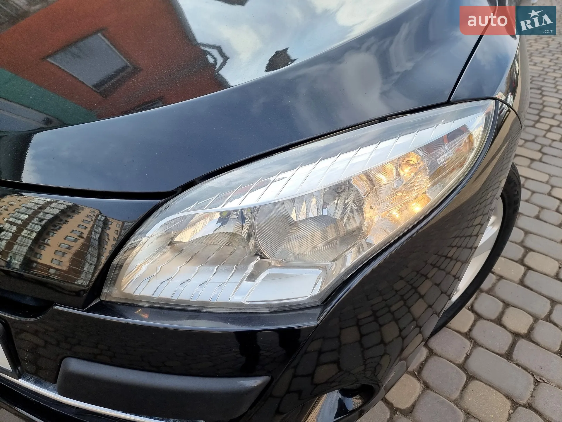 2010 Renault Megane - мініатюра 12