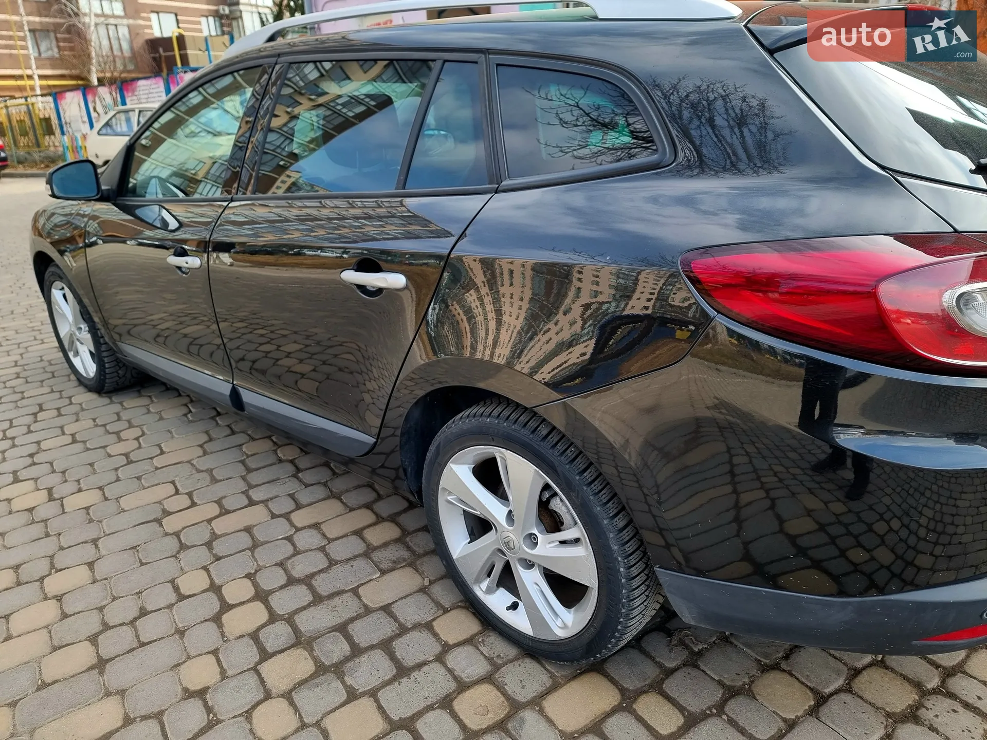 2010 Renault Megane - мініатюра 25