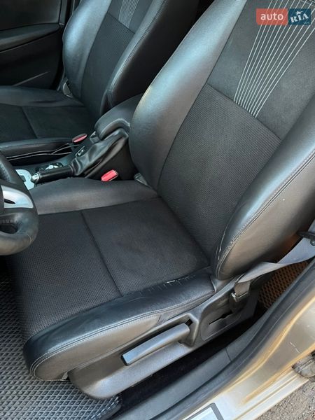 Универсал Renault Megane 2011 в Киеве фото 4 Универсал Renault Megane 2011 в Киеве