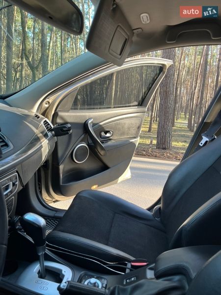 Универсал Renault Megane 2011 в Киеве фото 8 Универсал Renault Megane 2011 в Киеве