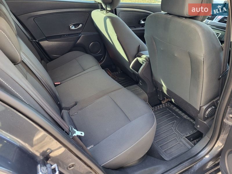 Универсал Renault Megane 2011 в Харькове фото 5 Универсал Renault Megane 2011 в Харькове