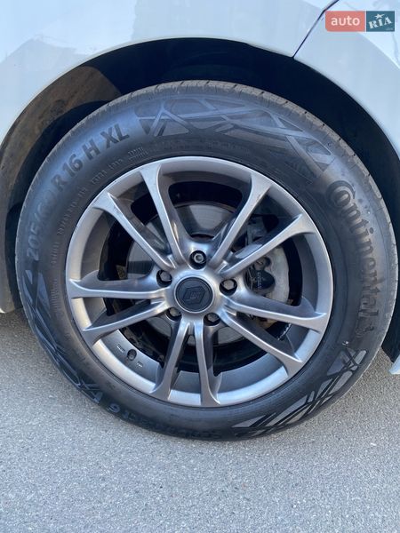 Купе Renault Megane 2011 в Киеве