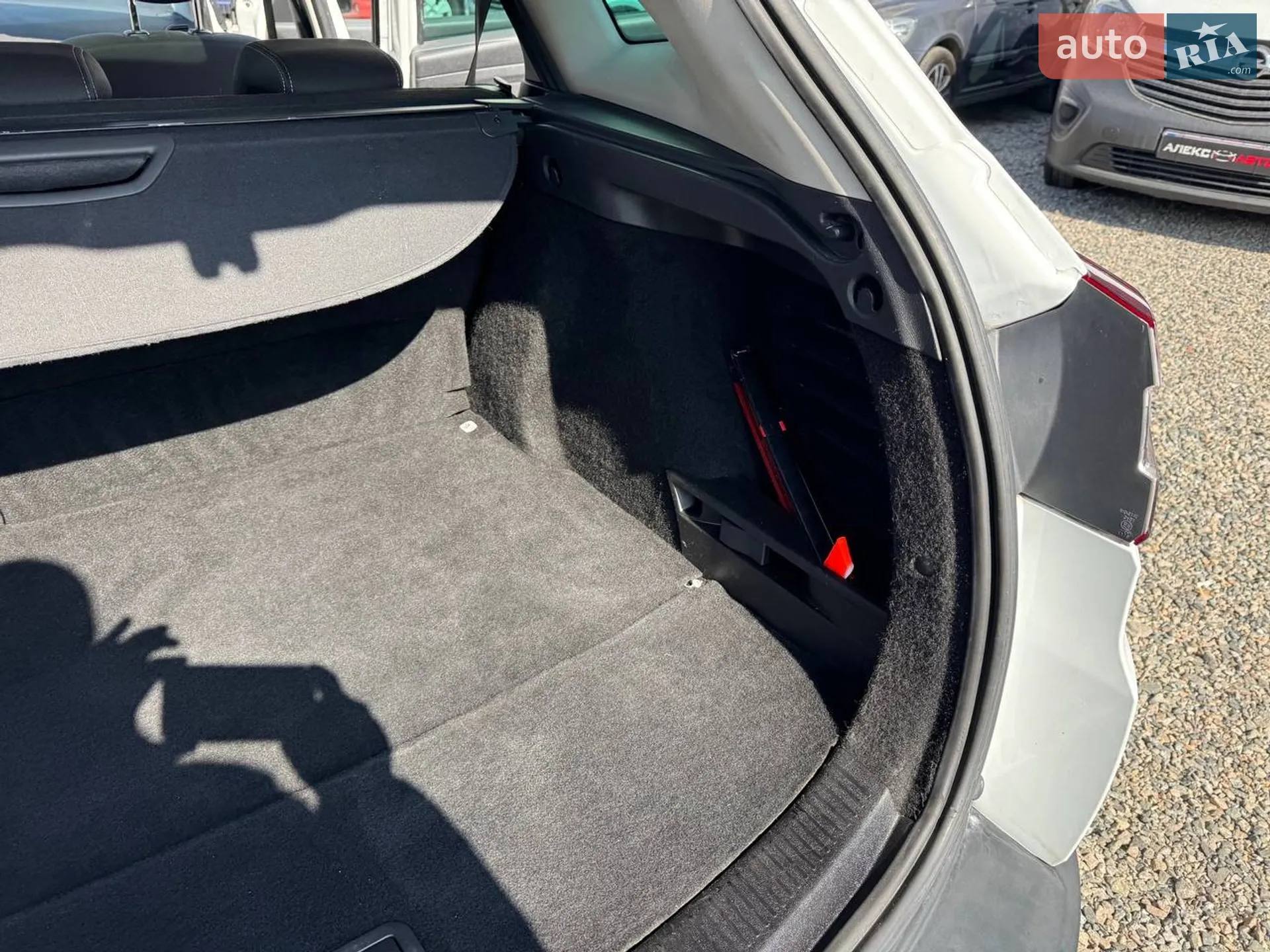2011 Renault Megane - мініатюра 38