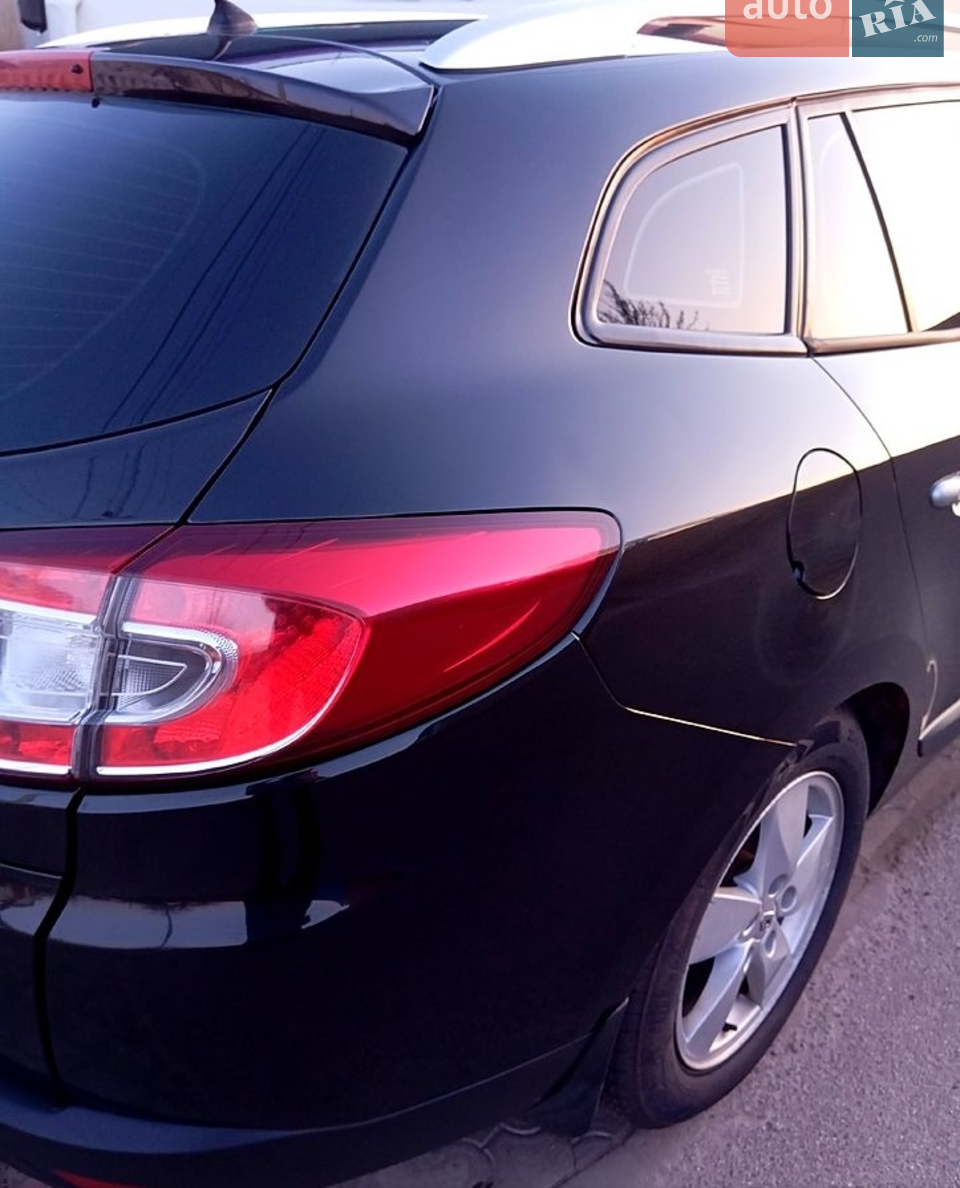 2010 Renault Megane - мініатюра 9