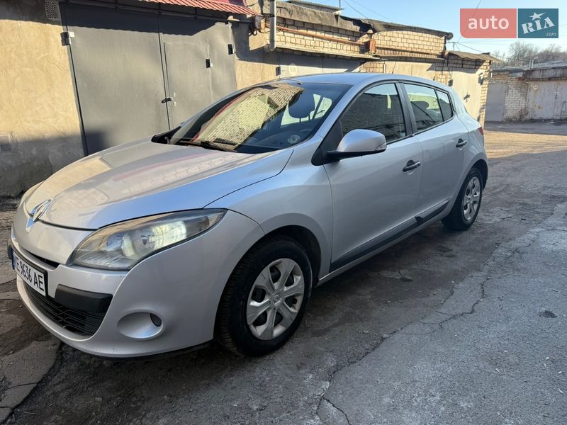 Хетчбек Renault Megane 2009 в Дніпрі фото 2 Хетчбек Renault Megane 2009 в Дніпрі