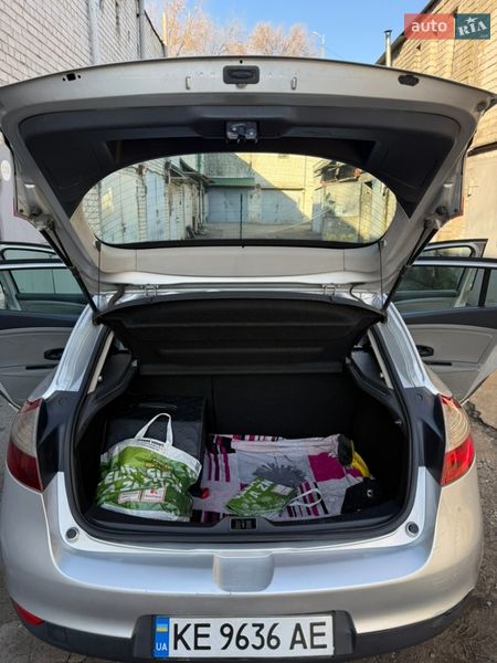 Хетчбек Renault Megane 2009 в Дніпрі фото 11 Хетчбек Renault Megane 2009 в Дніпрі